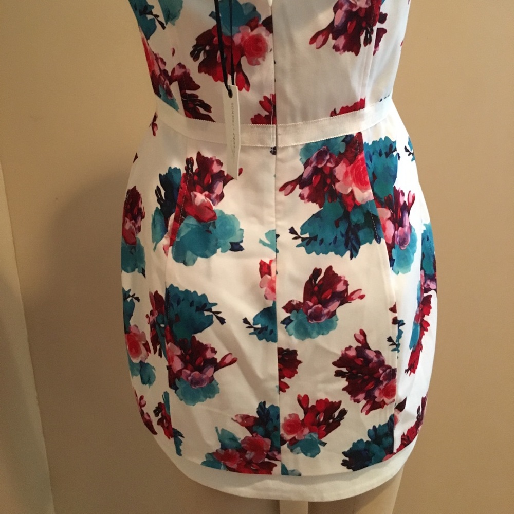 Lovers + Friends Dress - Picture 3 of 8